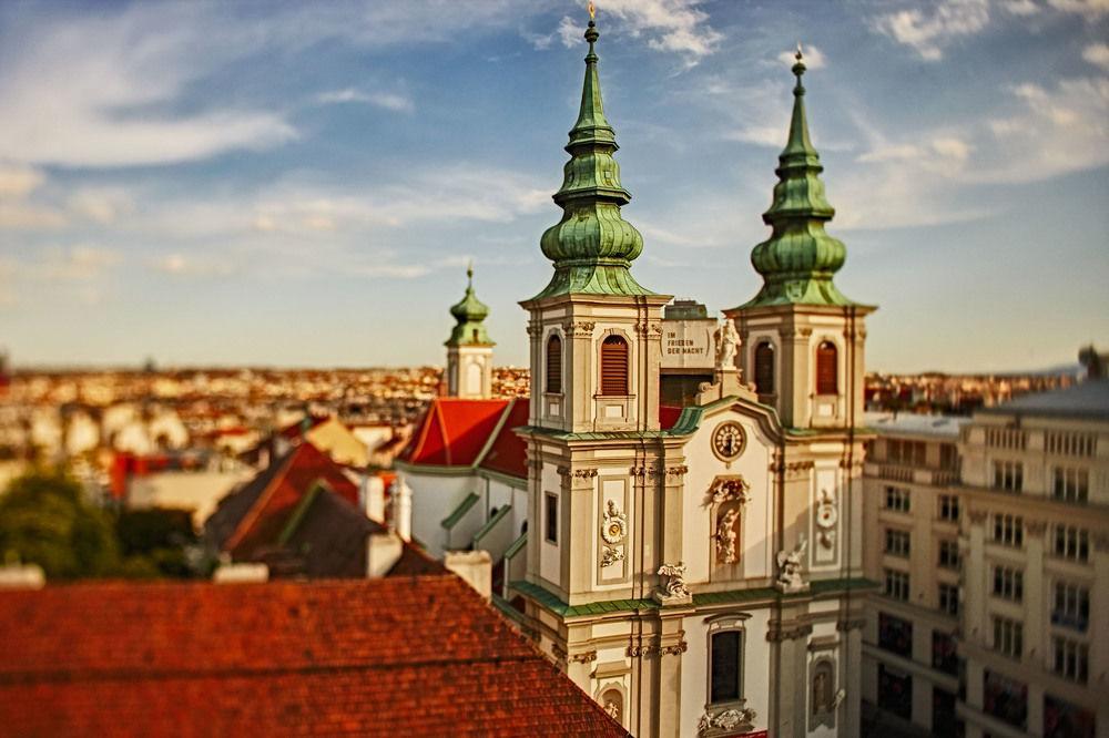 Strawberry Hostel Вена Экстерьер фото
